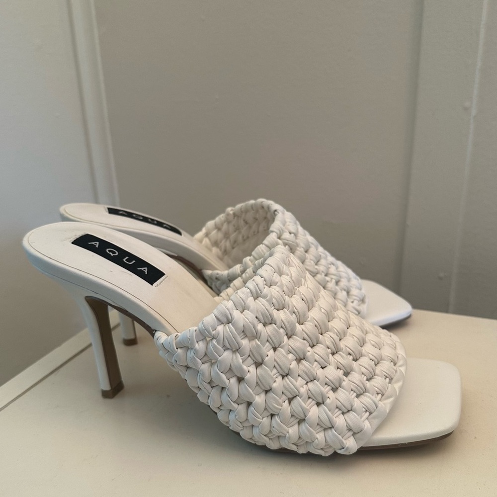 Aqua Faux Leather Slip On Mules Womens 9.5M White